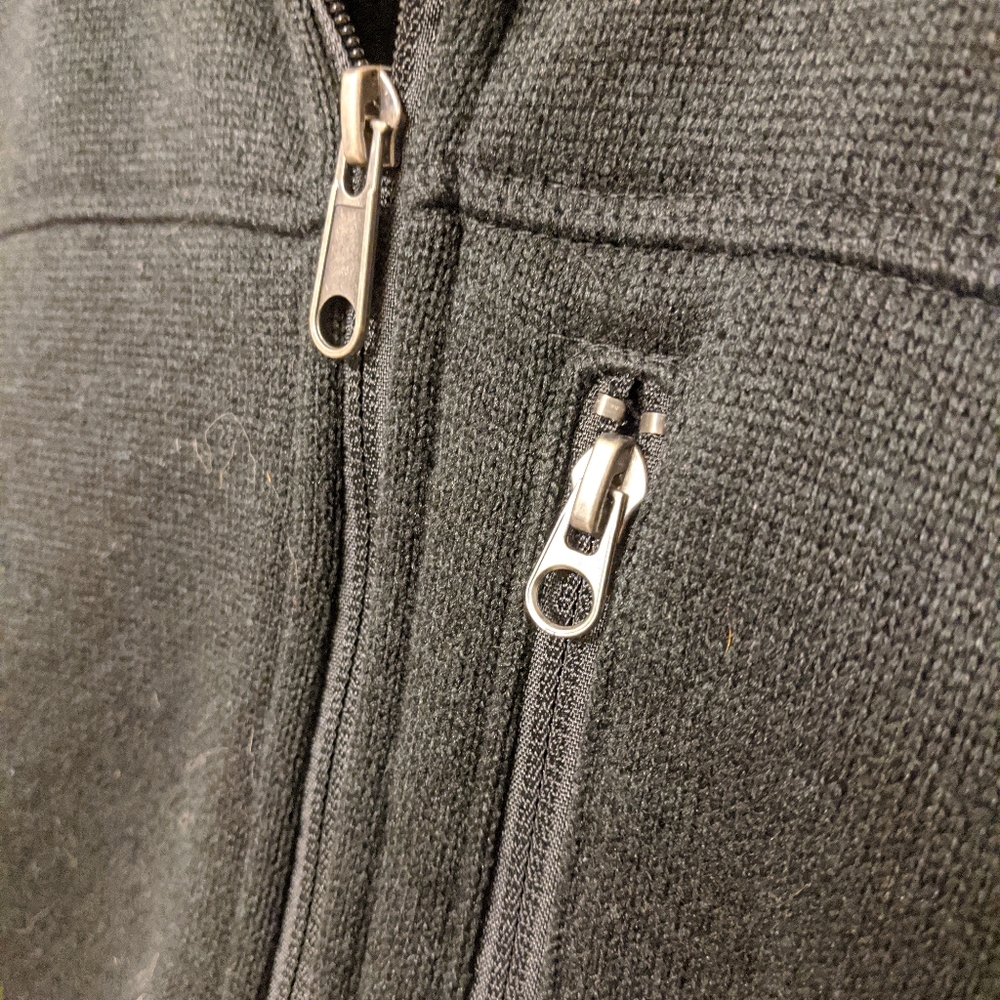 Vest - Picture 2 of 3